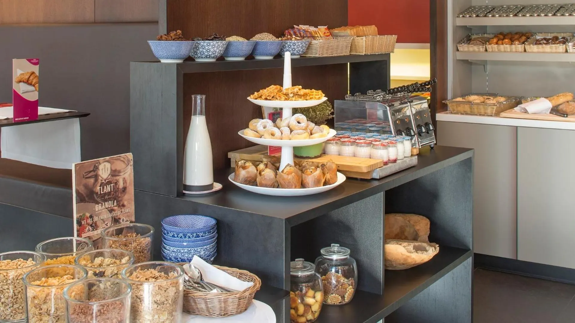Crowne Plaza Hotel Brugge, an IHG Hotel
